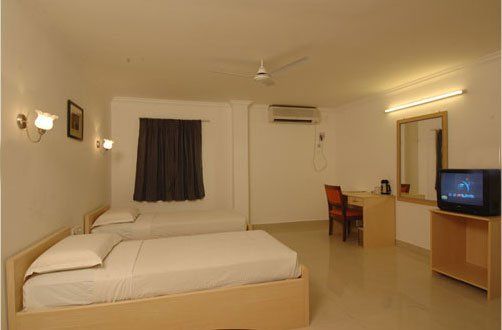 Hotel Dee Cee Manor 钦奈 外观 照片